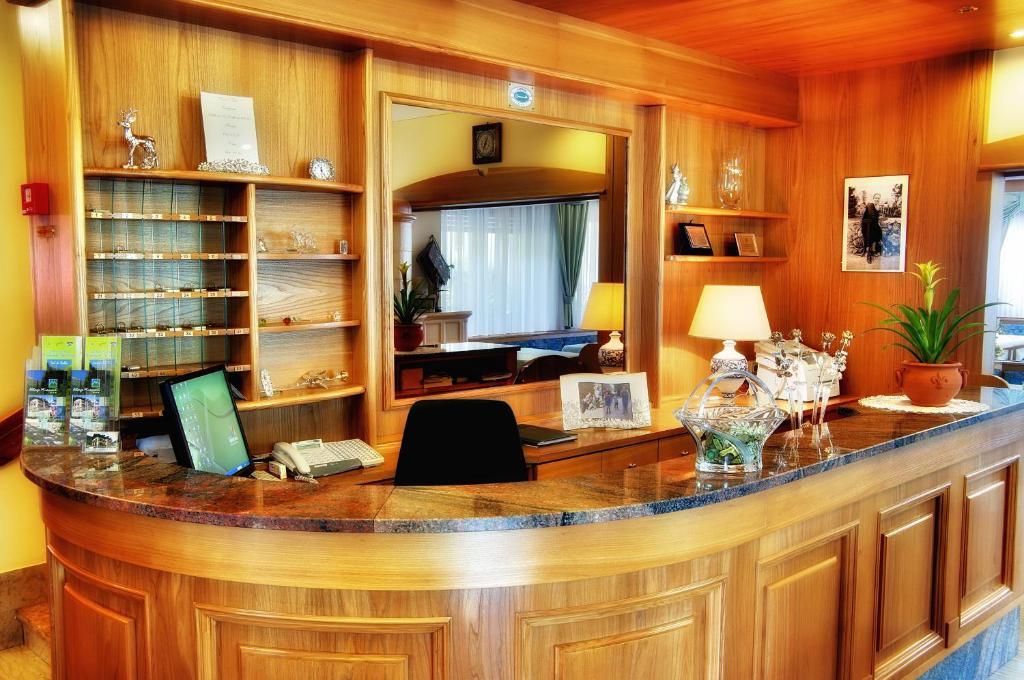Albergo Miramonti ラッビ エクステリア 写真
